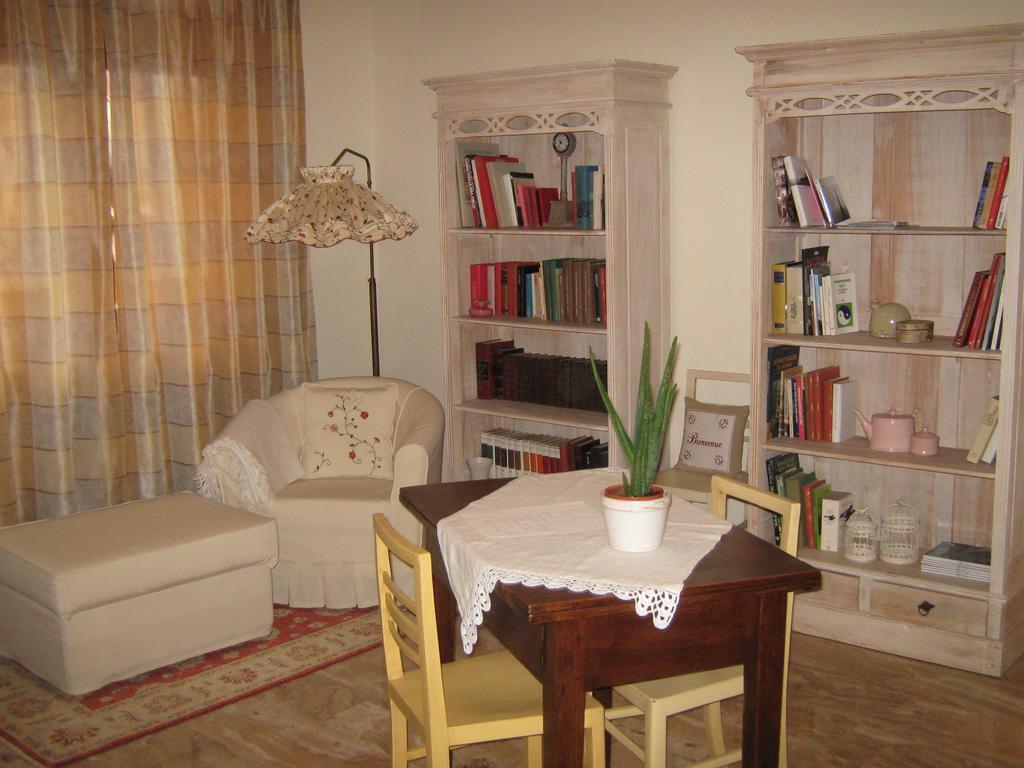 B&B Ristorante Del Monte Colleretto Giacosa Δωμάτιο φωτογραφία
